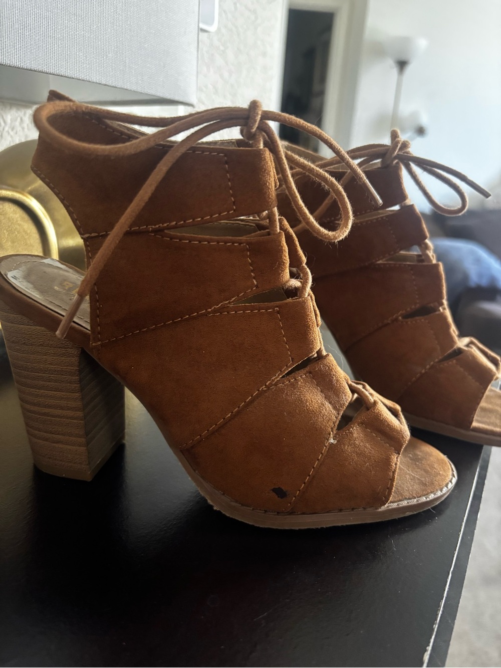 Kenneth Cole Reaction Tan Suede Lace-Up Block Heel Sandals